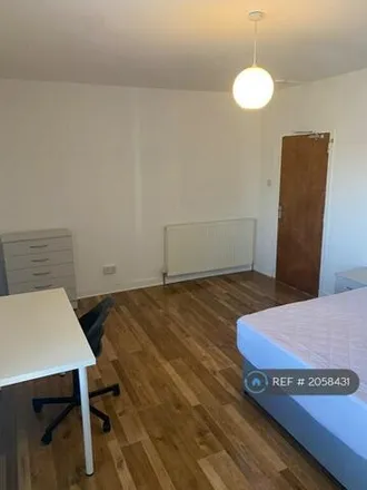 Image 8 - Anniesland Road, Glasgow, G13 1XB, United Kingdom - Apartment for rent
