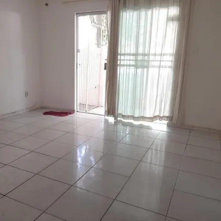 Rent this 2 bed house on Travessa Apinagés 587 in Batista Campos, Belém - PA