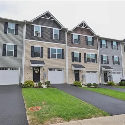 Image 2 - 2141 Alex Road, Zucksville, Forks Township, PA 18040, USA - Townhouse for sale