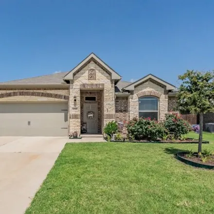 Buy this 4 bed house on 2558 Silver Fox Trail in Weatherford, TX 76087