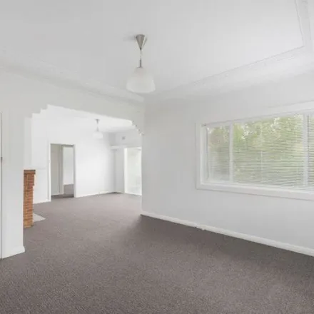 Image 4 - Old Belmont Road, Belmont North NSW 2280, Australia - Apartment for rent