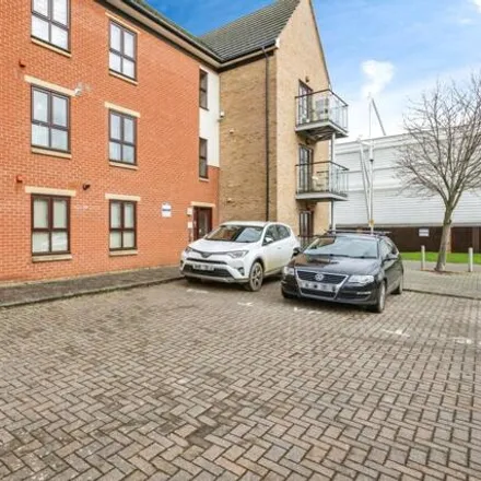 Image 1 - 41 Standside, Northampton, NN5 5FG, United Kingdom - Apartment for sale