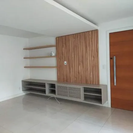 Buy this 3 bed apartment on Rua Sergipe 353 in Boa Viagem, Belo Horizonte - MG