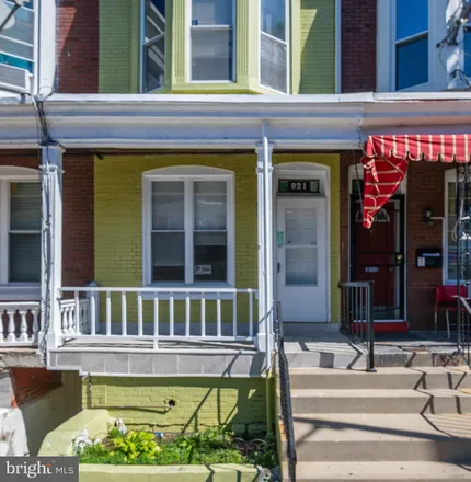 Image 3 - 921 Birch Street, Reading, PA 19604, USA - Townhouse for sale