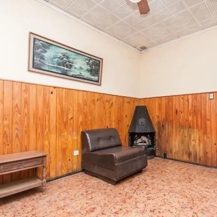 Buy this 2 bed house on Paso de Burgos 256 in 1822 Partido de Lanús, Argentina