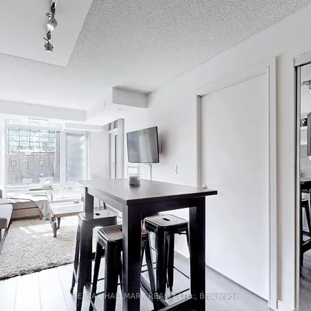Image 3 - Musée Condos, 525 Adelaide Street West, Old Toronto, ON M5V 0N8, Canada - Apartment for rent