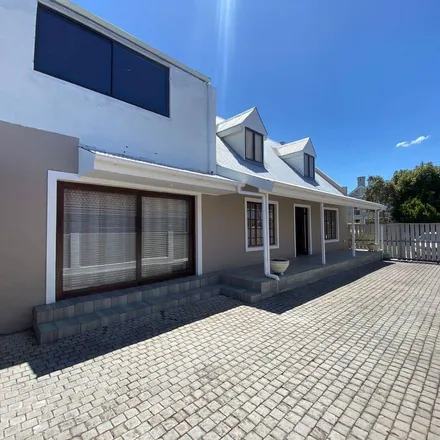 Image 7 - Douglas Street, Overstrand Ward 13, Overstrand Local Municipality, 7201, South Africa - Apartment for rent