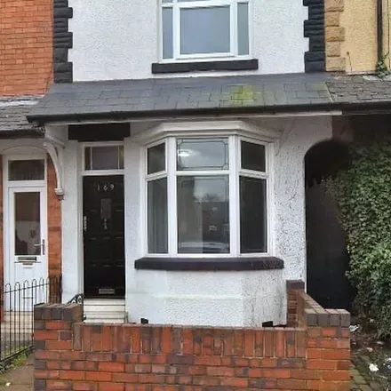 Rent this 3 bed townhouse on Duncan Road in Leicester, LE2 8EE