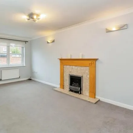 Image 2 - Firecrest Way, Fairford Leys, HP19 7HD, United Kingdom - House for sale