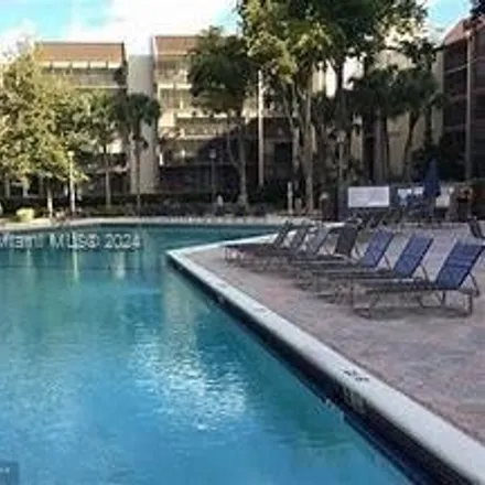 Buy this 2 bed condo on North 46th Avenue in Hollywood, FL 33021
