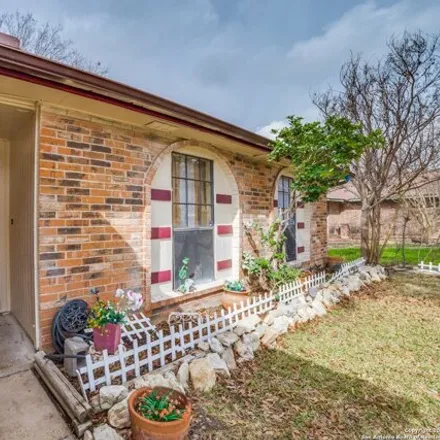 Image 3 - 6411 Ridge Place Street, San Antonio, TX 78250, USA - House for sale