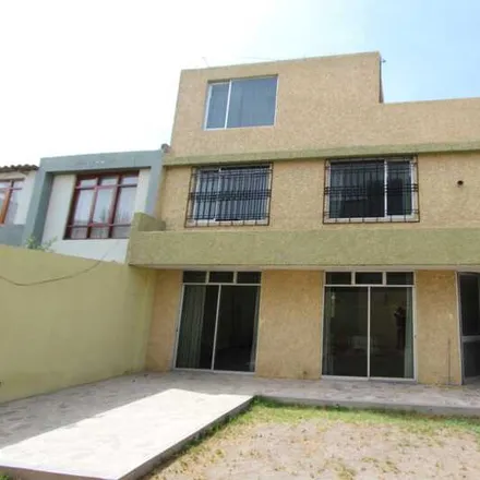 Buy this studio house on unnamed road in Ciudad Satélite, José Luis Bustamante y Rivero 04009