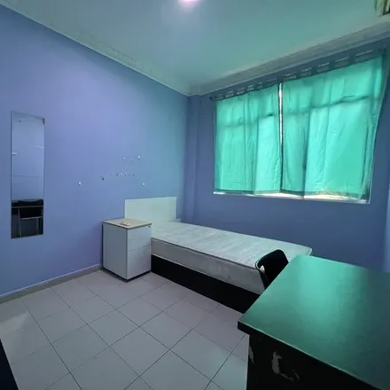 Rent this 1 bed room on 15 Prome Road in Singapore 329803, Singapore
