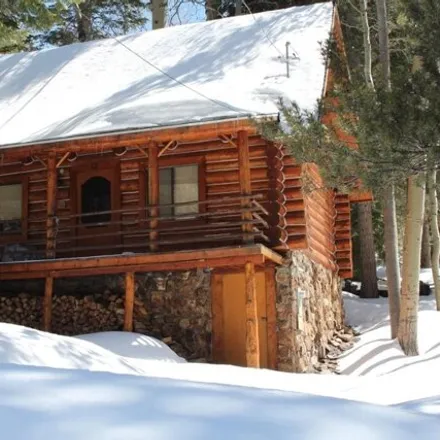Buy this 1 bed house on 744 Minaret Road in June Lake, Mono County