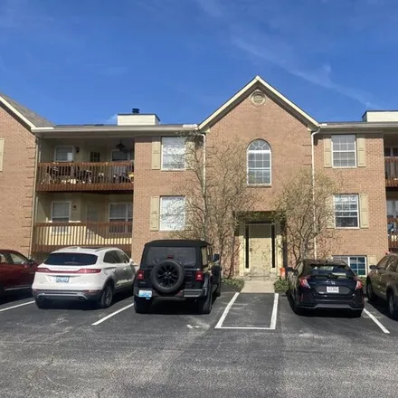 Buy this 2 bed condo on Deepwoods Drive in Highland Heights, Campbell County