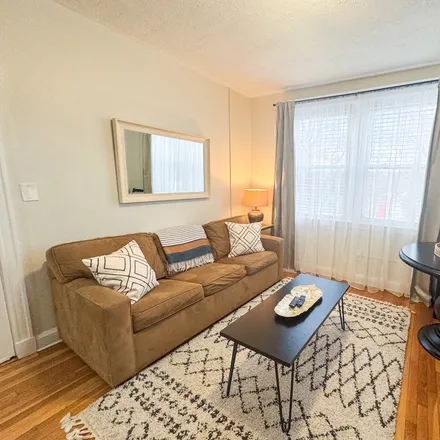 Image 9 - 179 Kent Street, Brookline, MA 02120, USA - Apartment for rent