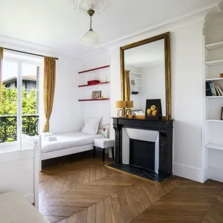 Image 6 - 14 Boulevard Morland, 75004 Paris, France - Apartment for rent