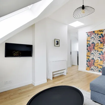 Rent this 1 bed apartment on 33 bis Boulevard de Clichy in 75009 Paris, France