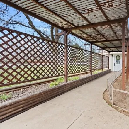 Image 5 - 264 Stapp Street, Blue Ridge, Collin County, TX 75424, USA - House for sale