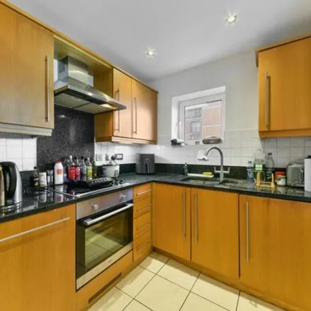 Image 4 - unnamed road, London, TW8 0FB, United Kingdom - Apartment for sale