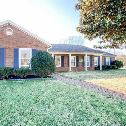 Buy this 3 bed house on 1006 Rogers Court in Owensboro, KY 42303