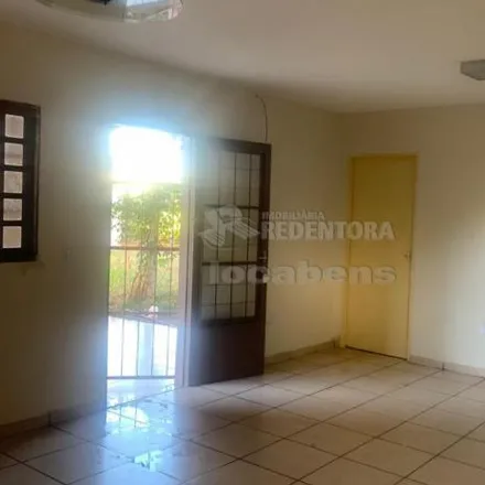 Rent this 2 bed house on Rua Alcides de Souza Climério in Estância Alvorada, São José do Rio Preto - SP