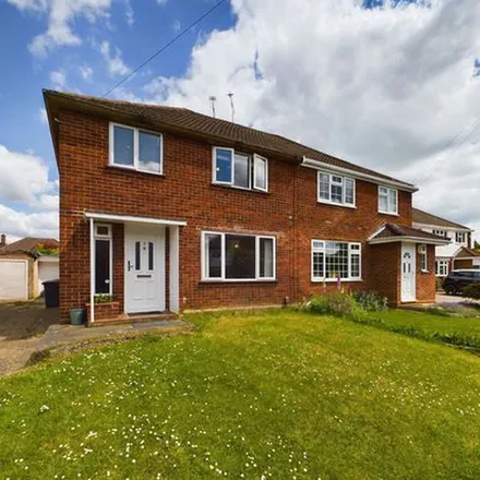 Rent this 3 bed duplex on 21 Ray Lea Close in Maidenhead, SL6 8QW