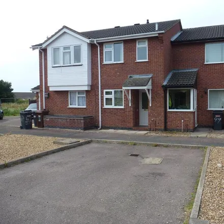 Rent this 2 bed townhouse on Blyth Avenue in Melton Mowbray, LE13 0TL