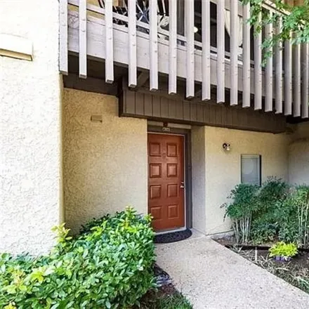 Rent this 2 bed condo on 4537 North O Connor Road