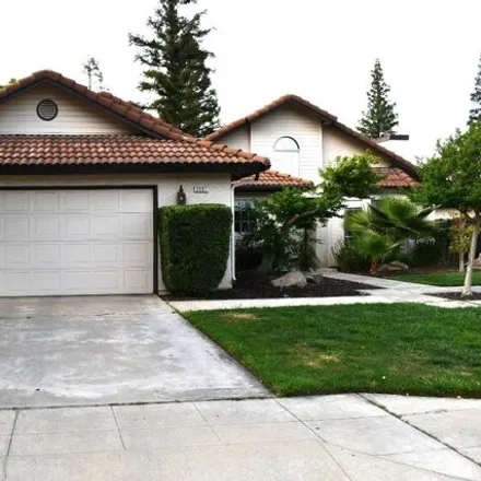 Buy this 3 bed house on 2553 Los Altos Avenue in Clovis, CA 93611