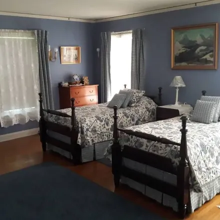 Rent this 5 bed house on Medford