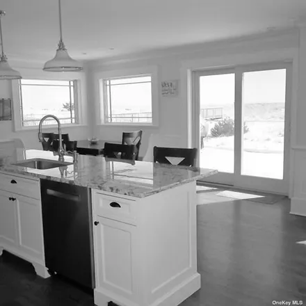 Image 3 - 493 Dune Road, Village of Westhampton Beach, Suffolk County, NY 11978, USA - House for rent