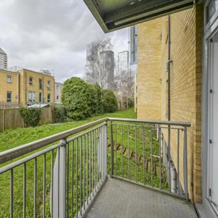 Image 4 - Turner House, Cassilis Road, Millwall, London, E14 9LJ, United Kingdom - Apartment for sale