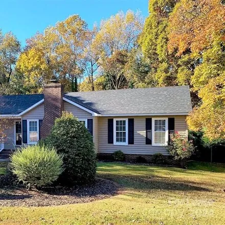 Rent this 3 bed house on 552 Brook Forest Drive in Gaston County, NC 28012