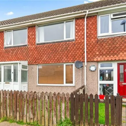 Buy this 3 bed townhouse on Service Road 5 in North East Lincolnshire, DN37 9AH
