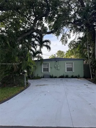 Buy this 3 bed house on 630 SW 1st Ct in Hallandale Beach, Florida