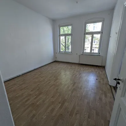 Image 9 - Carl-von-Ossietzky-Straße 26, 06114 Halle (Saale), Germany - Apartment for rent