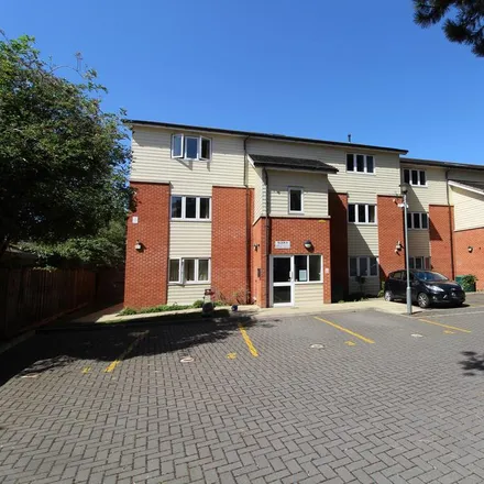 Rent this 1 bed room on Taverners Hall in 170a Lincoln Road, Peterborough