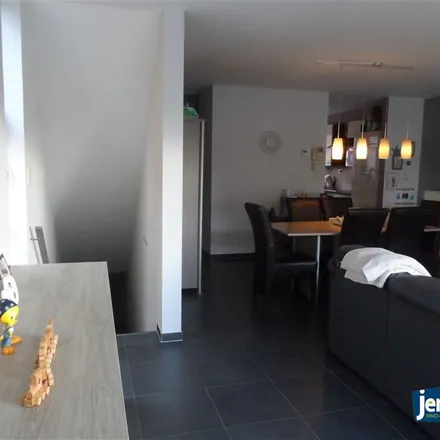 Rent this 3 bed apartment on Herdersstraat 1 in 3630 Maasmechelen, Belgium