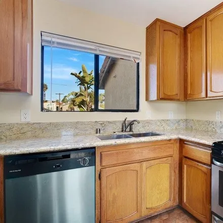 Image 6 - 4482 Alabama Street, San Diego, CA 92116, USA - Apartment for rent