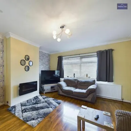 Image 3 - Lowstead Place, Blackpool, FY4 3LG, United Kingdom - Townhouse for sale