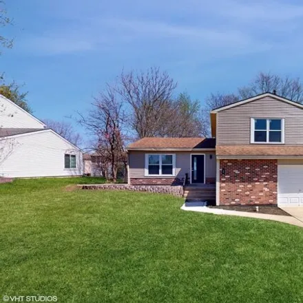 Buy this 3 bed house on 204 Seneca Way in Bolingbrook, IL 60440