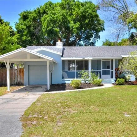 Buy this 2 bed house on 953 7th Street Northwest in Winter Haven, FL 33881