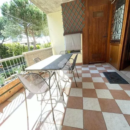 Image 6 - Via Giulio Cesare, 25015 Desenzano del Garda BS, Italy - Apartment for rent