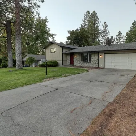 Buy this 4 bed house on 10701 East 29th Avenue in Spokane Valley, WA 99206