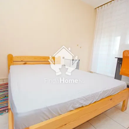 Rent this 3 bed apartment on Debrecen in Fényes udvar, 4029