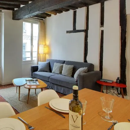 Rent this 3 bed apartment on 51 Rue de Cléry in 75002 Paris, France