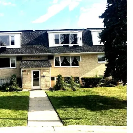 Rent this 2 bed apartment on 9709 West Lorraine Drive in Countryside, IL 60525
