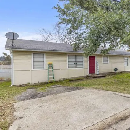 Buy this 3 bed house on 518 West College Street in Canton, TX 75103