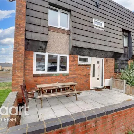 Rent this 3 bed house on Little Oxcroft in Basildon, SS15 6NR